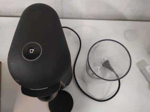 Retour client Ecost, cafetière Krups Nespresso YY3922FD Cafetière combinée manuelle 1,8 L