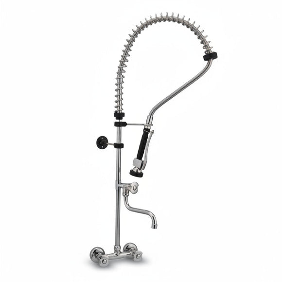 Bagnoclic rubinetto professionale da cucina a parete in metallo cromato con doccetta estraibile e bocca girevole.