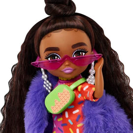 Poupée barbie® extra mini avec robe colorée