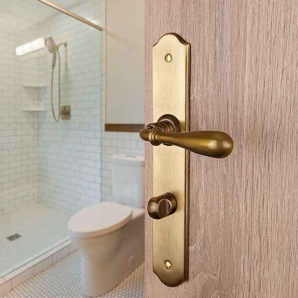 2 poignées sur plaque DURANCE, verrou condamnation pour salle de bain, Finition laiton patiné, Entraxe standard 195 mm