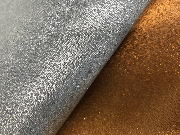 Revêtement mural WallFace fait à la main avec des vraies perles CBS16 CRYSTAL argent gris