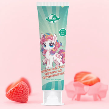 Dentifrice enfant goût fraise Novela, tube avec dessin de poney, pour 3-10 ans, avec fluor actif.