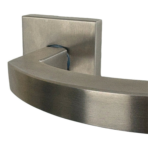2 poignées de porte sur rosace ORION, Verrou de condamnation pour salle de bain/WC, Finition Inox 304 nickel mat