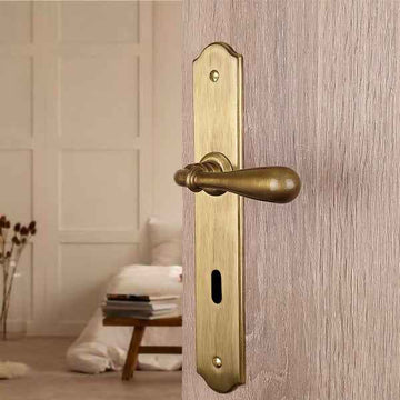 2 poignées sur plaque DURANCE, entrée de clé pour chambre, Finition laiton patiné, Entraxe standard 195 mm