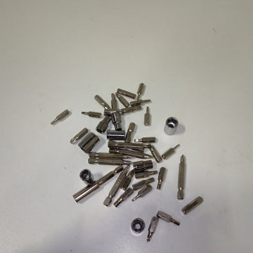 Ecost customer return Makita Accessory Set for P90358 Drill, P90358