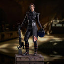 Star Wars: the Mandalorian Fennec Shand Premier Statue-2