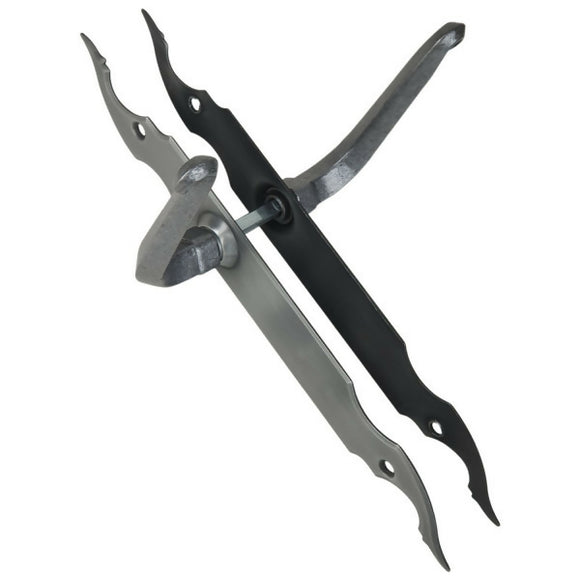 2 poignées de porte sur plaque CELTIQUE, Sans trou pour pièce à vivre, Finition acier aspect fer forgé patiné, Entraxe standard 195 mm