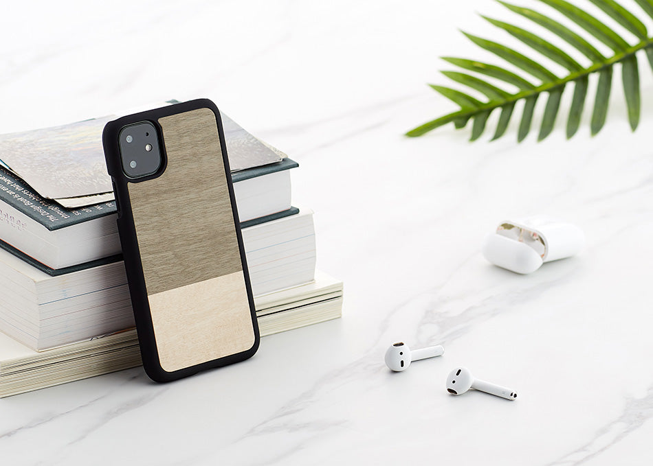 Coque de smartphone MAN&WOOD pour iPhone 11 Einstein noire