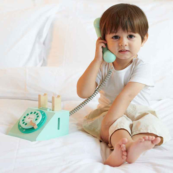 Classic World Telephone
