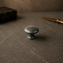 Bouton de meuble ANTIQUAIRE, Finition zamak fer antique