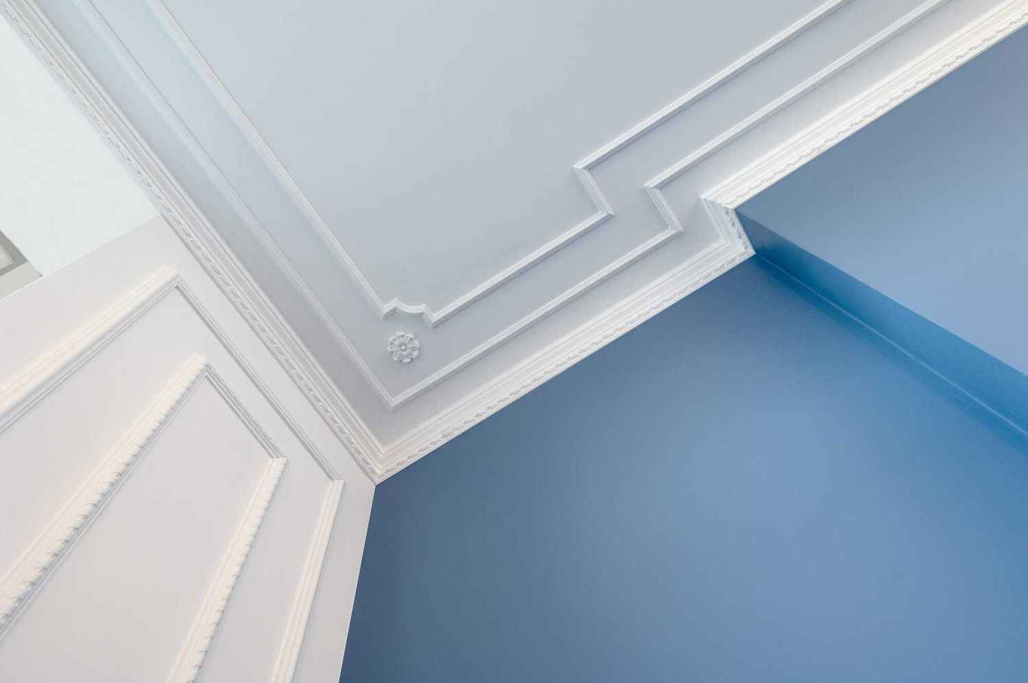 Cimaise NMC WO2 WALLSTYL Noel Marquet Profil de décoration design moderne blanc 2 m