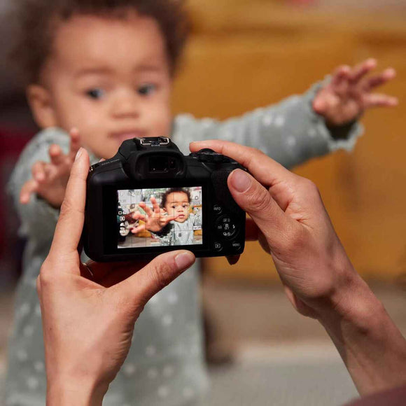 Canon | EOS R100 Mirrorless Camera + RF-S 18-45mm IS STM Lens + RF-S 55-210mm IS STM Lens | Megapixel 24.1 MP | Image stabilizer | ISO sensitivity (max) 256000 | Wi-Fi | Video recording | Manual | CMOS | Black