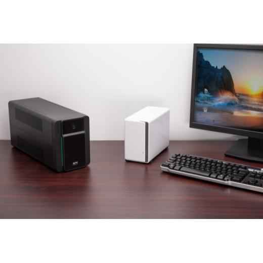 APC Easy UPS BVX 1600VA 230V IEC