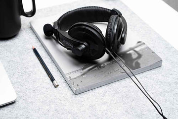 CASTI Spacer, cu fir, standard, utilizare multimedia, microfon pe brat, conectare prin Jack 3.5 mm x 2, negru, "SPK-222", (timbru verde 0.8 lei)