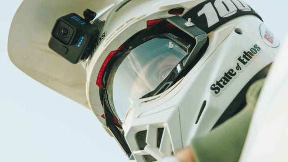 Camera de actiune GoPro H11B MINI, 5.3K60, 24.7MPHyperSmooth 5.0, Timewarp 3.0 "CHDHF-111-RW" (timbru verde 1.20 lei)