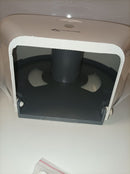 Retour client Ecost, distributeur et support de papier toilette PrimeMatik. Porte-rouleau de papier toilette industriel blanc.