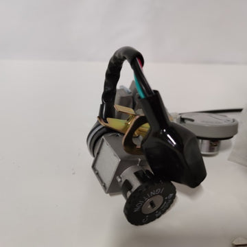 Ecost customer return KIMISS 1 Set 5Pin Connector 2 Keys Ignition Lock Key Lock Fuel Cap Set for Gy6