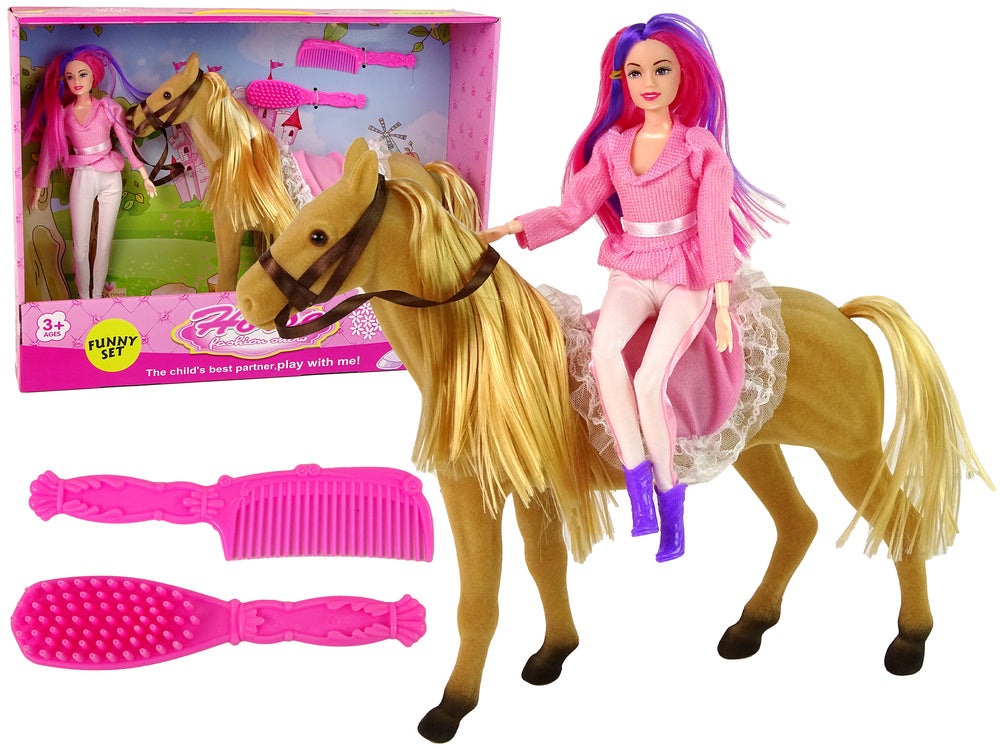 Cavalier de poupée avec figurines de poney marron.