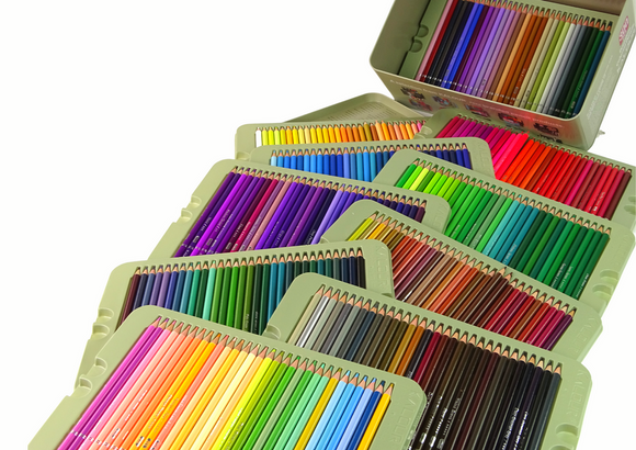 Little Artist Set 300 pcs. Crayons In Organizer