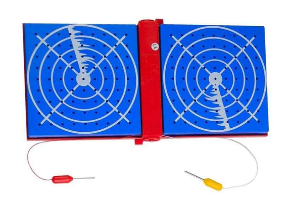 Jeu électronique. Navires stratégiques, navires, bataille navale