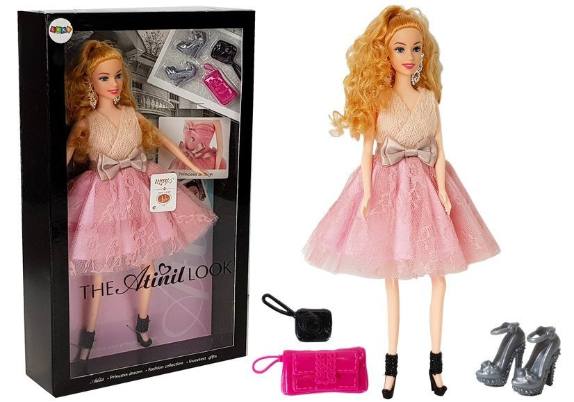 Poupée modèle blonde 28 cm sac à main talons hauts