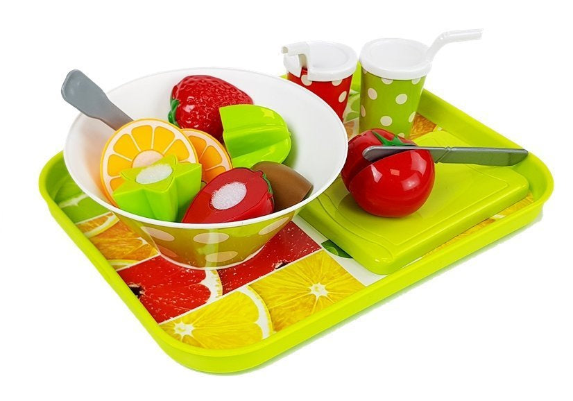 Ensemble de légumes et de fruits avec un mixeur à piles et un plateau