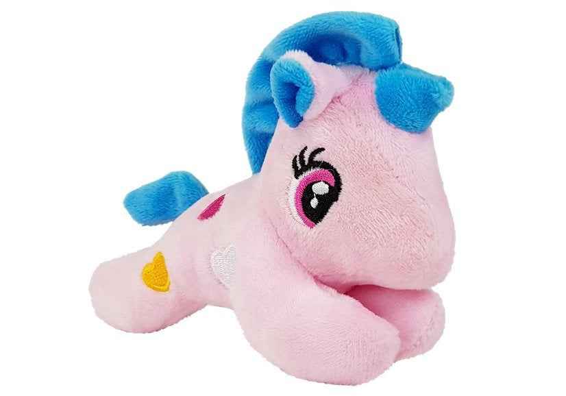 Petite licorne avec mascotte de transporteur