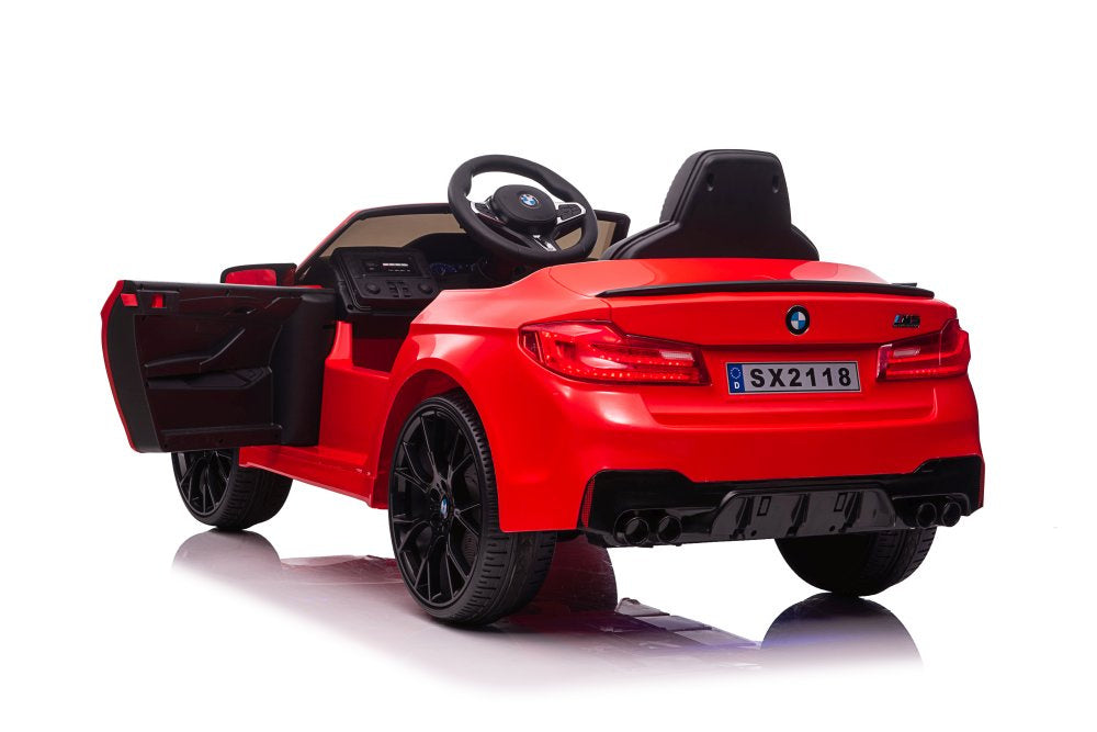 Véhicule sur batterie bmw m5 rouge