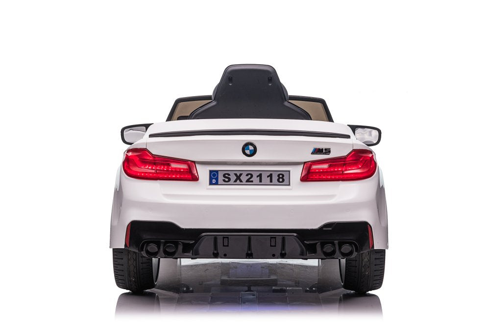 Véhicule sur batterie bmw m5 drift blanc