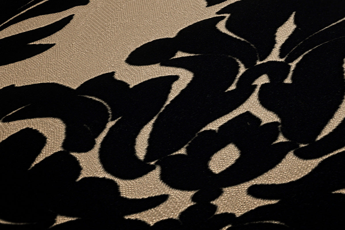 Papier peint baroque profhome 335804-gu papier peint intissé légèrement texturé au style baroque mat or noir 522 m2