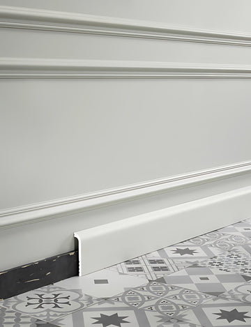 Pack de 4m SX185 Plinthe Orac Decor - 12x2,5x200cm (h x p x L) - surplinthe décorative polymère - 0