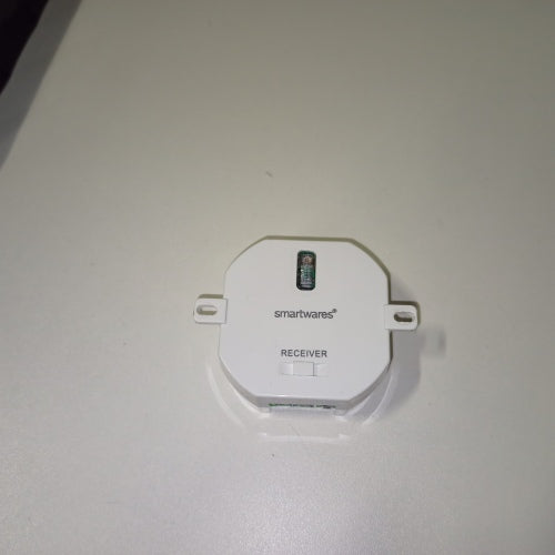Retour client Ecost Smartwares SH499567 Ensemble d'interrupteurs d'éclairage de chambre Plug Connect 1 interrupteur intégré