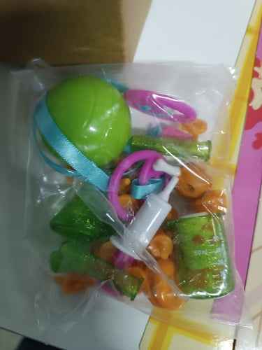 Retour client Ecost Les Bellies de Bellyville 700017319 Bellies Cool School Los Dolls, colorées