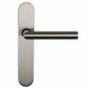 2 poignées de porte universelles Dualfit sur plaque ronde BRUNELLA, Sans trou pour pièce à vivre, Finition Acier nickel mat bi-entraxe 165-195