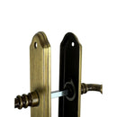2 poignées de porte sur plaque CARINA, Trou de cylindre - entrée - bureau - service, Finition laiton patiné, Entraxe standard 195 mm